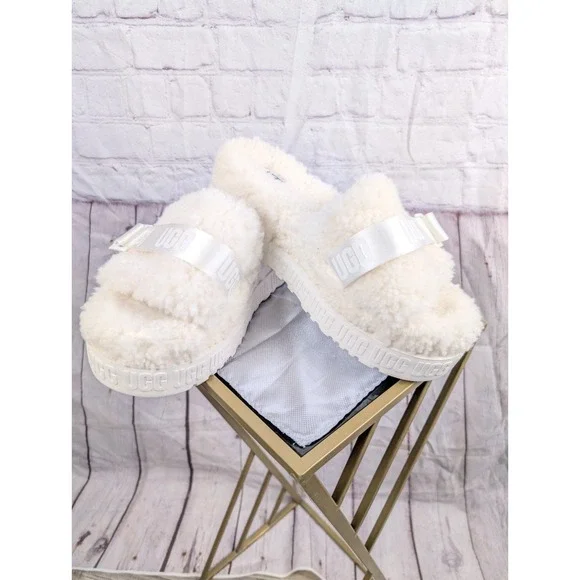 UGG Fluffita Slippers - Women's -White- Size 10 - Picture 9 of 13